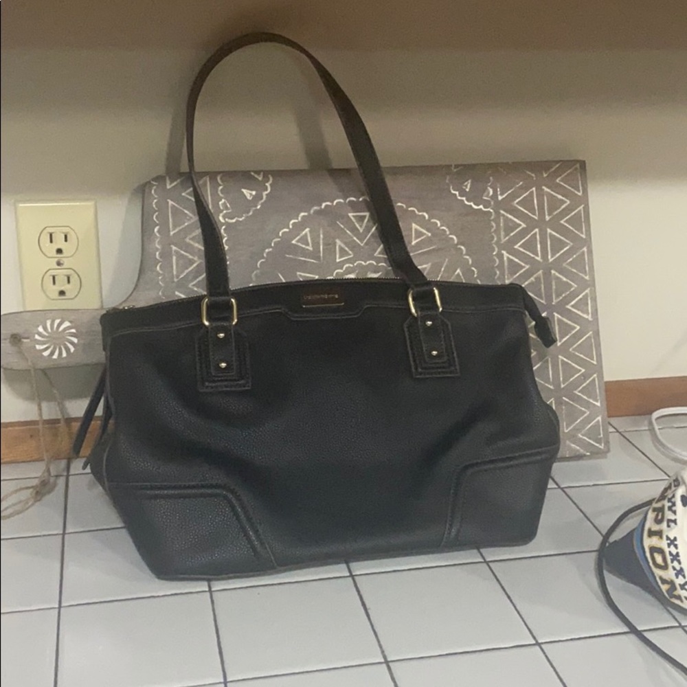 Liz Claiborne black shoulder purse